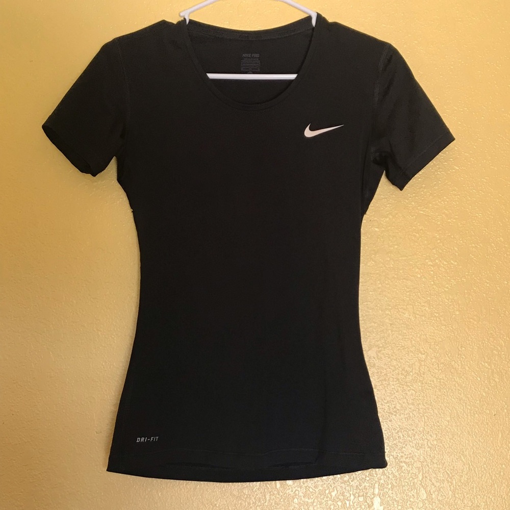 Nike Pro Women's Dri Fit Top - Picture 1 of 4